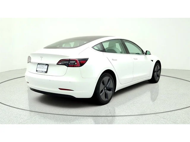 SEMINUEVOS TESLA Model 3 a Estados en autogozo