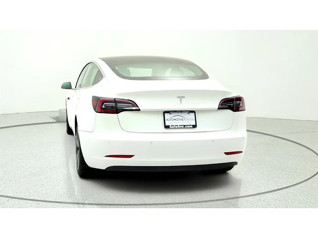 SEMINUEVOS TESLA Model 3 a Estados en autogozo