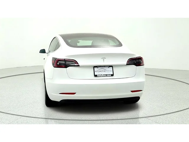 SEMINUEVOS TESLA Model 3 a Estados en autogozo