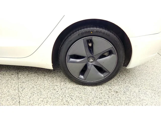 SEMINUEVOS TESLA Model 3 a Estados en autogozo