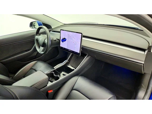 SEMINUEVOS TESLA Model 3 a Estados en autogozo