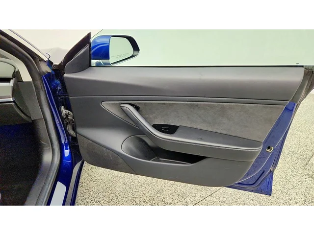 SEMINUEVOS TESLA Model 3 a Estados en autogozo