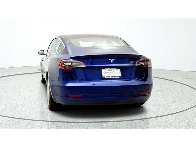 SEMINUEVOS TESLA Model 3 a Estados en autogozo