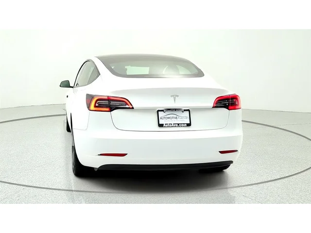 SEMINUEVOS TESLA Model 3 a Estados en autogozo