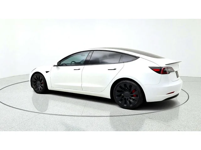 SEMINUEVOS TESLA Model 3 a Estados en autogozo