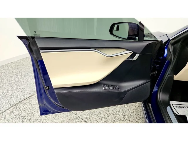 SEMINUEVOS TESLA Model S a Estados en autogozo