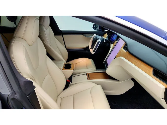 SEMINUEVOS TESLA Model S a Estados en autogozo