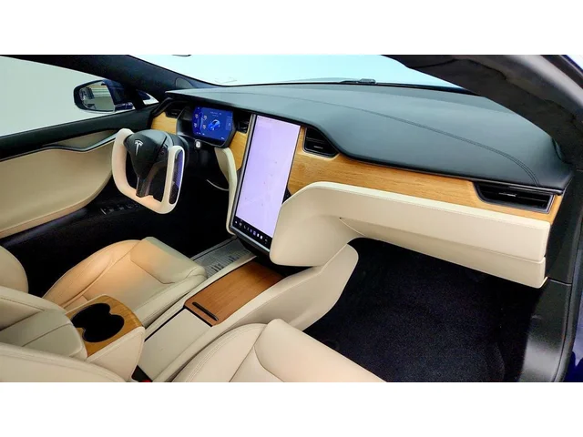 SEMINUEVOS TESLA Model S a Estados en autogozo