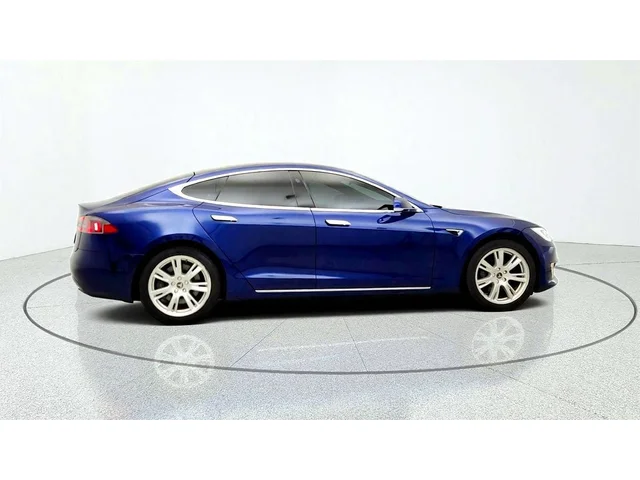 SEMINUEVOS TESLA Model S a Estados en autogozo