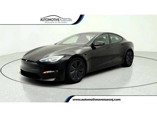 SEMINUEVOS TESLA Model S a Estados en autogozo