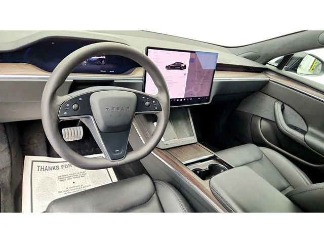 SEMINUEVOS TESLA Model S a Estados en autogozo