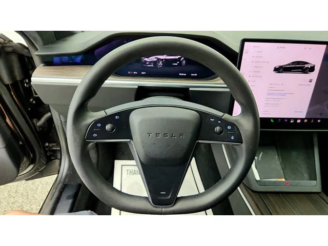 SEMINUEVOS TESLA Model S a Estados en autogozo