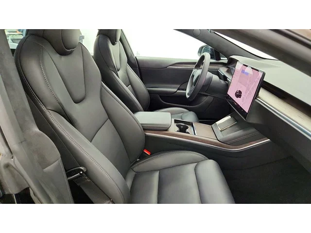 SEMINUEVOS TESLA Model S a Estados en autogozo