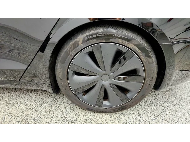 SEMINUEVOS TESLA Model S a Estados en autogozo