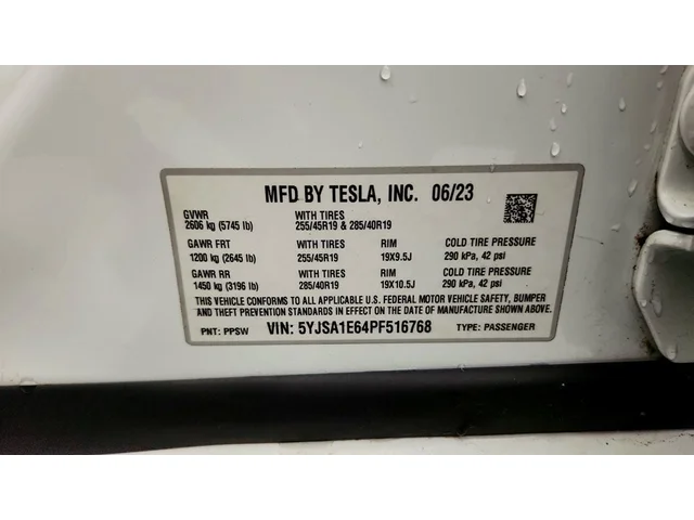SEMINUEVOS TESLA Model S a Estados en autogozo