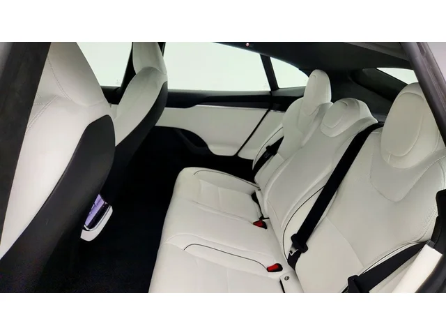 SEMINUEVOS TESLA Model S a Estados en autogozo