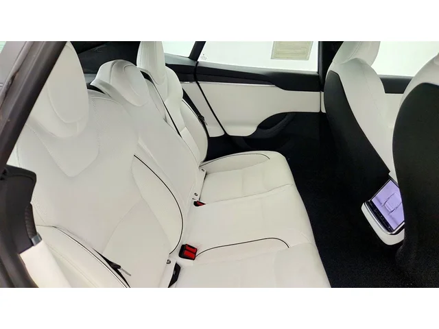 SEMINUEVOS TESLA Model S a Estados en autogozo