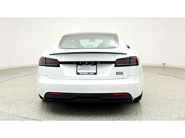 SEMINUEVOS TESLA Model S a Estados en autogozo