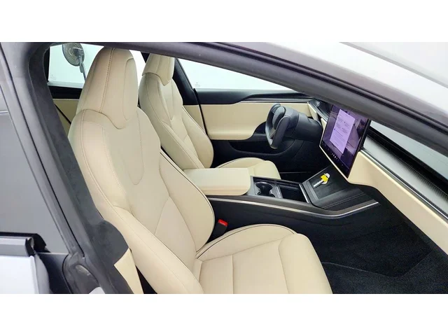 SEMINUEVOS TESLA Model S a Estados en autogozo