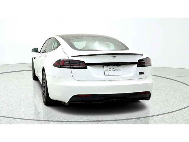 SEMINUEVOS TESLA Model S a Estados en autogozo