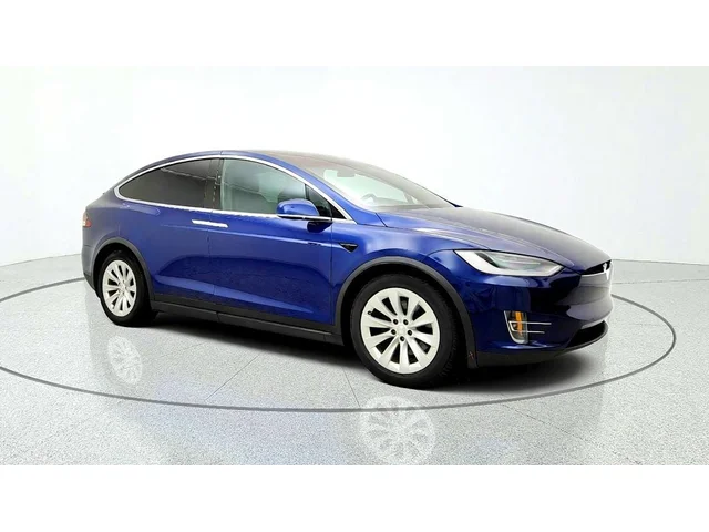 SEMINUEVOS TESLA Model X a Estados en autogozo