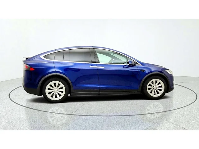 SEMINUEVOS TESLA Model X a Estados en autogozo