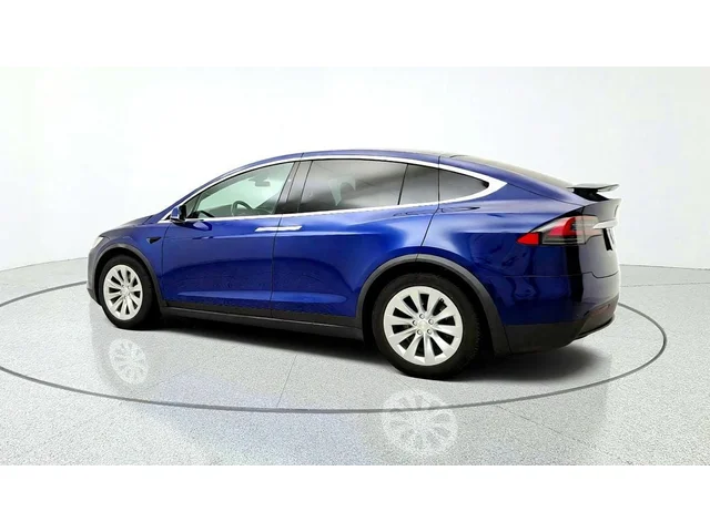 SEMINUEVOS TESLA Model X a Estados en autogozo