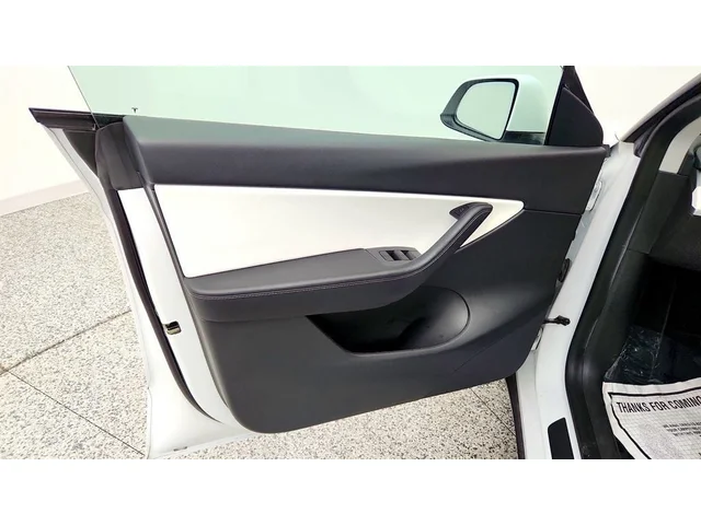 SEMINUEVOS TESLA Model Y a Estados en autogozo