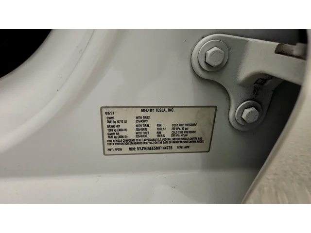SEMINUEVOS TESLA Model Y a Estados en autogozo