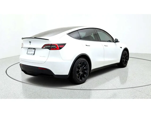 SEMINUEVOS TESLA Model Y a Estados en autogozo
