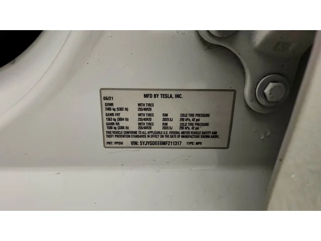 SEMINUEVOS TESLA Model Y a Estados en autogozo