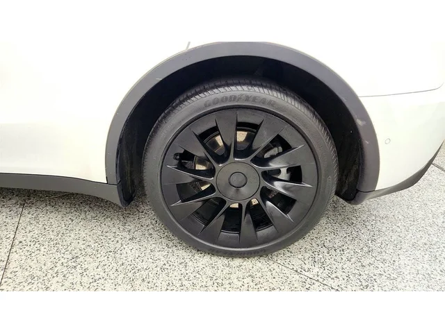 SEMINUEVOS TESLA Model Y a Estados en autogozo