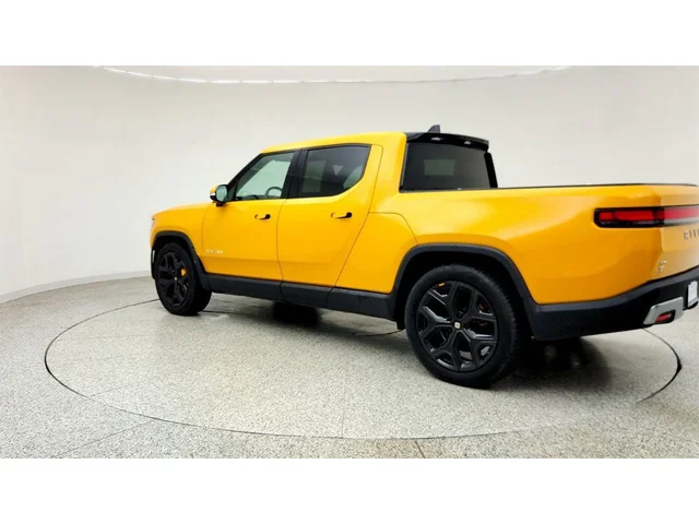 SEMINUEVOS RIVIAN R1T a Estados en autogozo