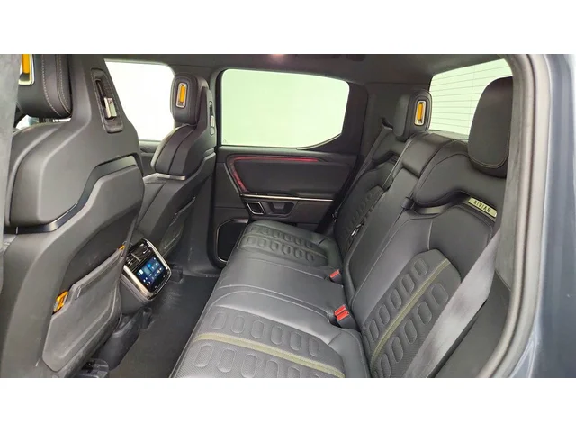 SEMINUEVOS RIVIAN R1T a Estados en autogozo