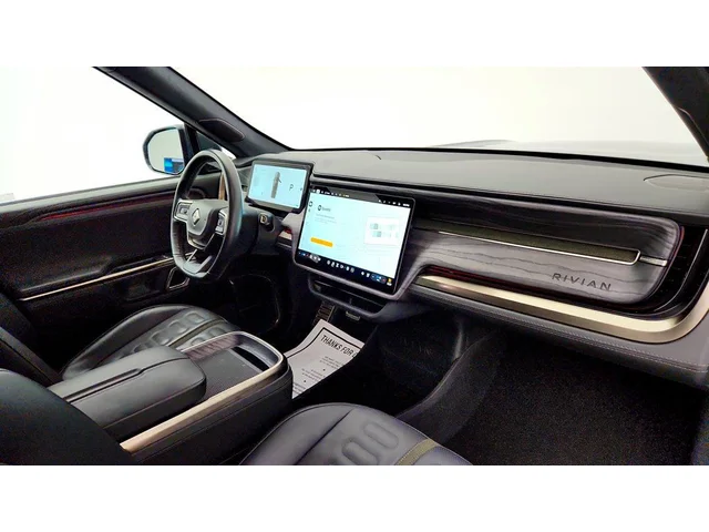 SEMINUEVOS RIVIAN R1T a Estados en autogozo