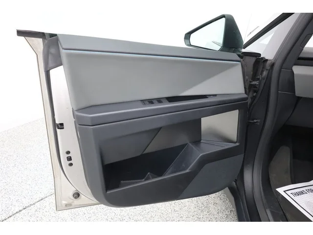 SEMINUEVOS TESLA Cybertruck a Estados en autogozo