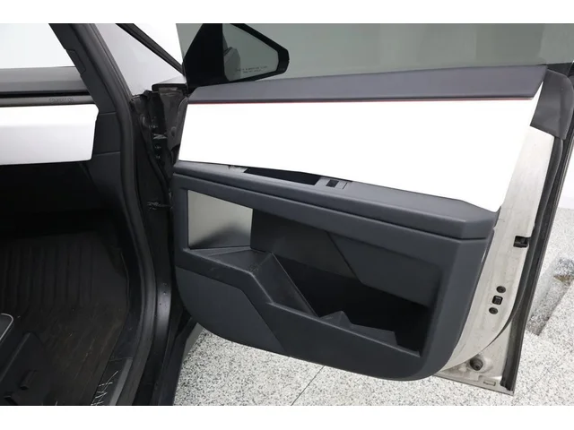 SEMINUEVOS TESLA Cybertruck a Estados en autogozo
