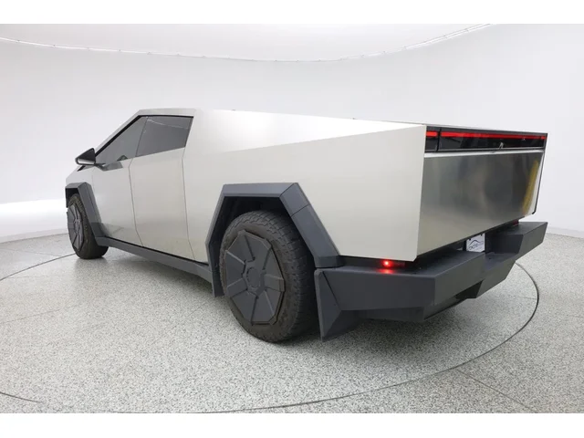 SEMINUEVOS TESLA Cybertruck a Estados en autogozo