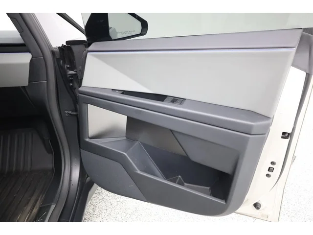SEMINUEVOS TESLA Cybertruck a Estados en autogozo