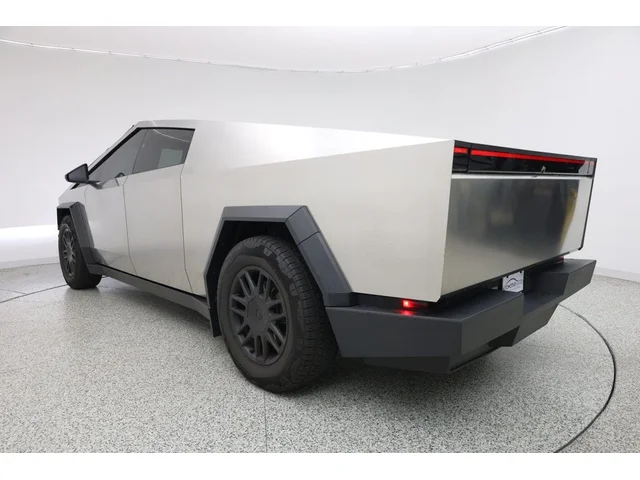 SEMINUEVOS TESLA Cybertruck a Estados en autogozo