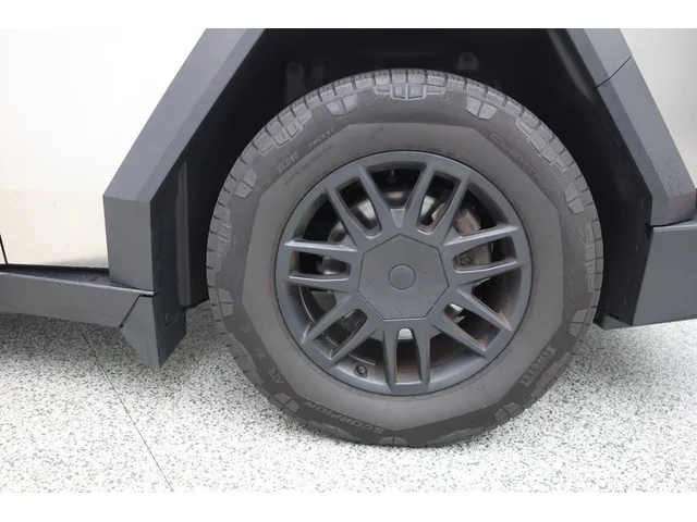 SEMINUEVOS TESLA Cybertruck a Estados en autogozo