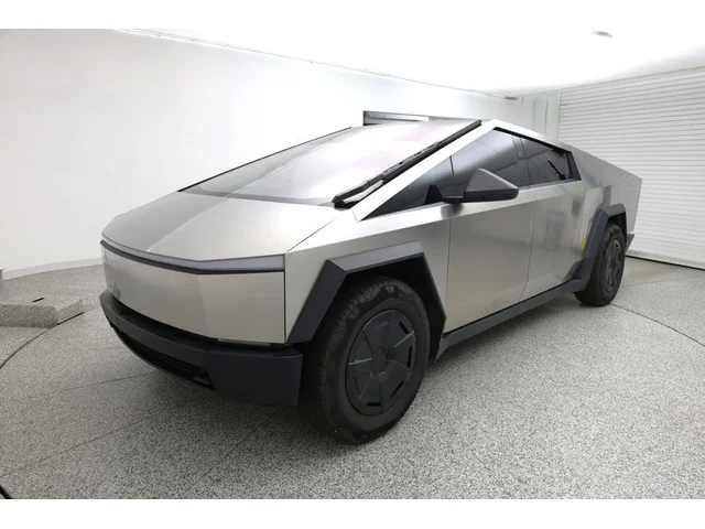 SEMINUEVOS TESLA Cybertruck a Estados en autogozo