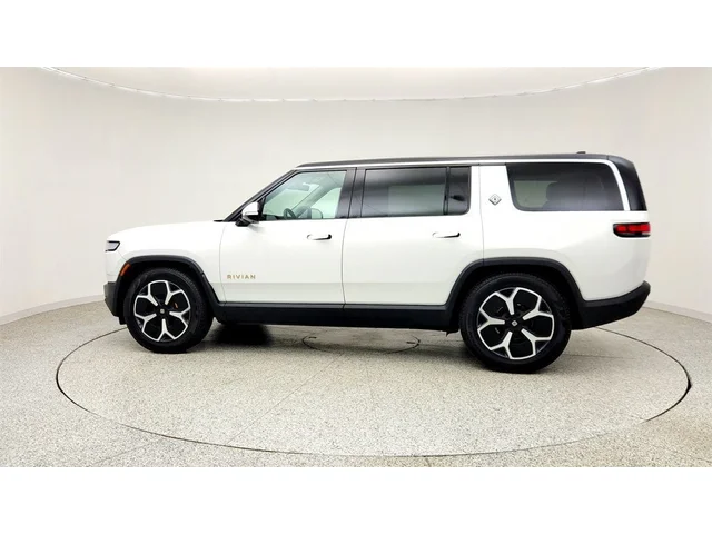 SEMINUEVOS RIVIAN R1S a Estados en autogozo
