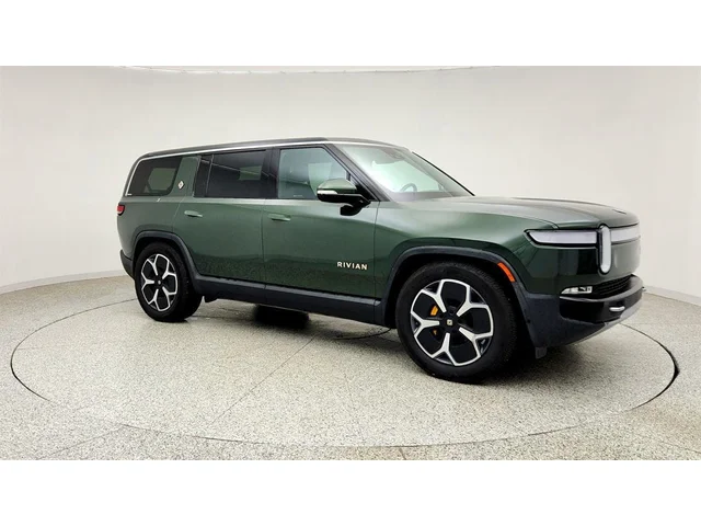 SEMINUEVOS RIVIAN R1S a Estados en autogozo