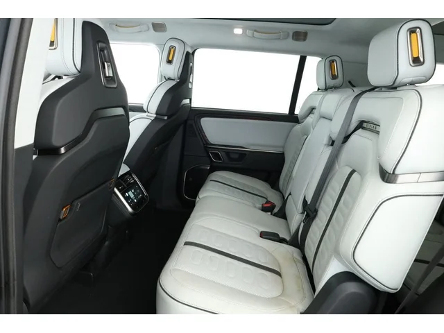 SEMINUEVOS RIVIAN R1S a Estados en autogozo