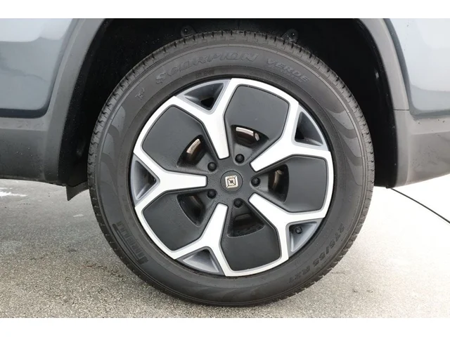 SEMINUEVOS RIVIAN R1S a Estados en autogozo