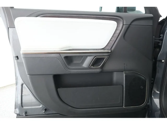 SEMINUEVOS RIVIAN R1S a Estados en autogozo