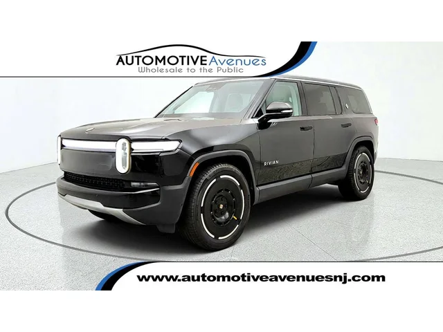 SEMINUEVOS RIVIAN R1S a Estados en autogozo