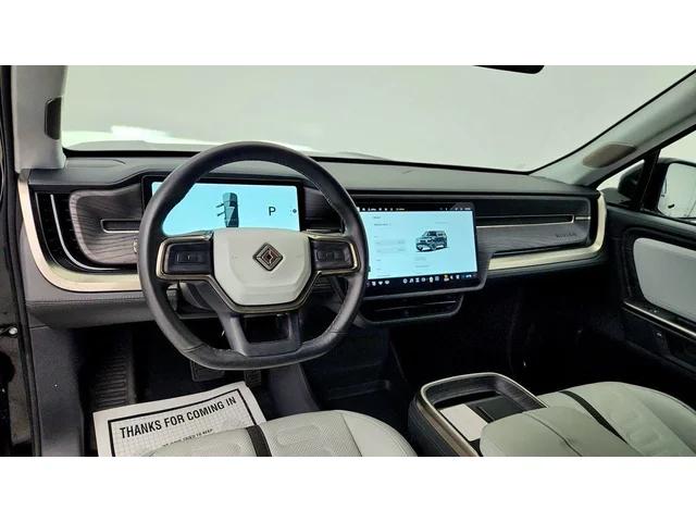 SEMINUEVOS RIVIAN R1S a Estados en autogozo