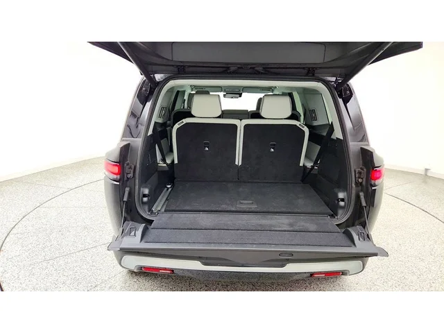 SEMINUEVOS RIVIAN R1S a Estados en autogozo